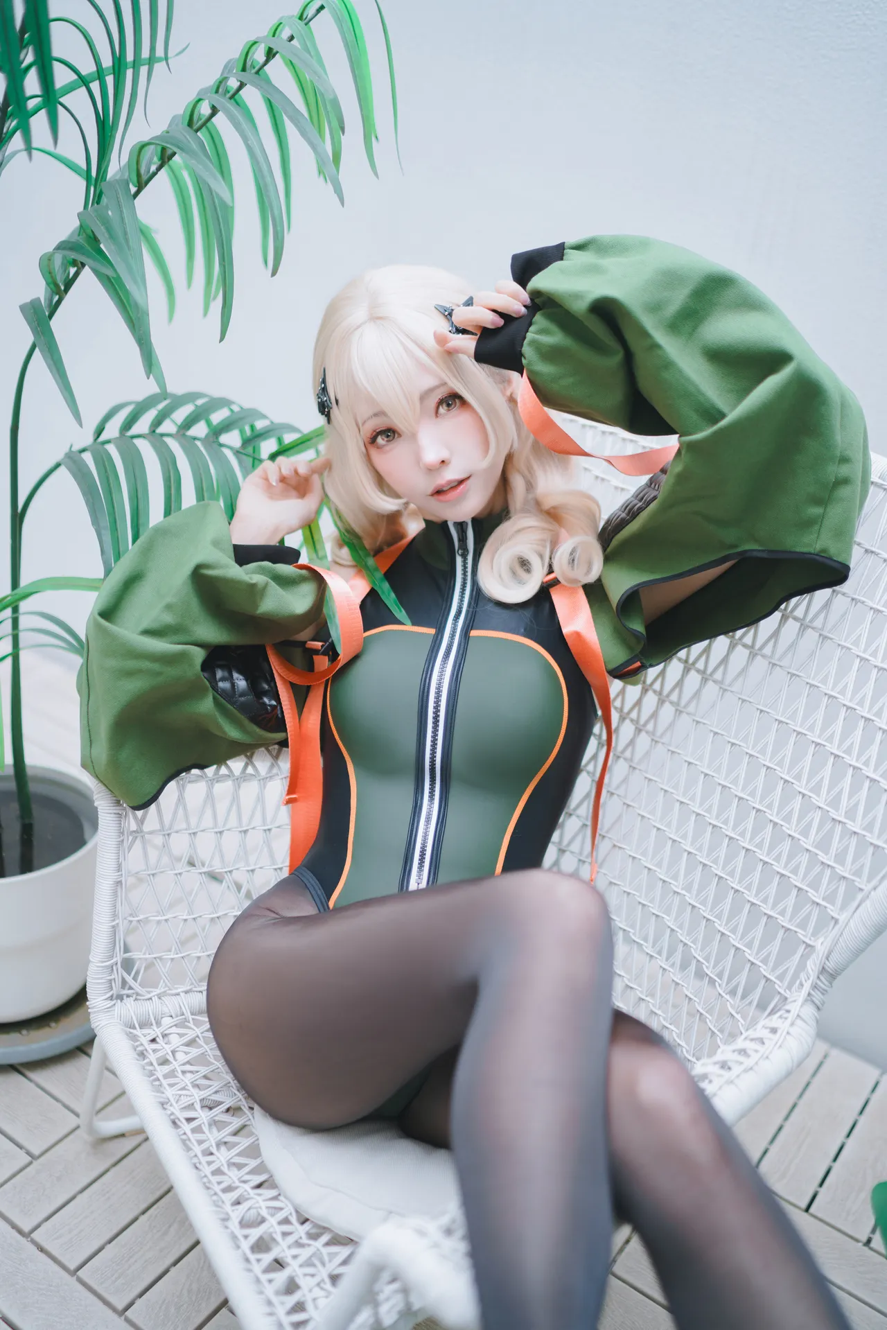 ElyEE子 - Crocodile Alert-erohere17.webp