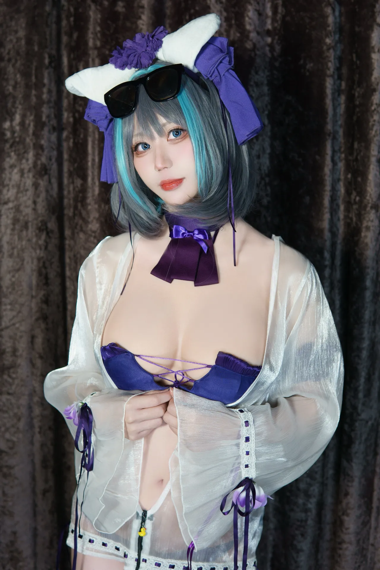 Fangqiao Yepo-Cheshire Dating Summer-erohere2.webp