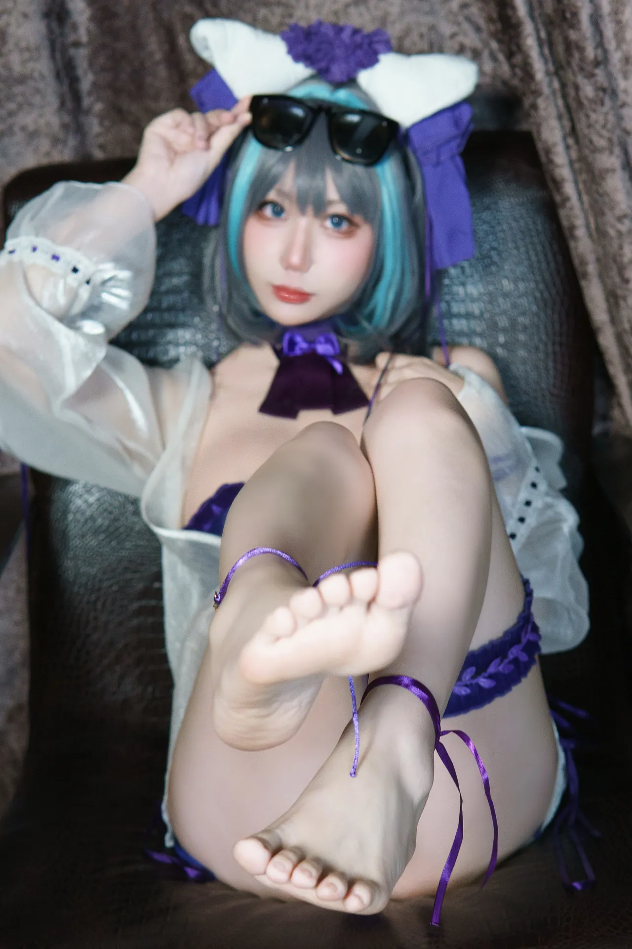Fangqiao Yepo-Cheshire Dating Summer-erohere8.webp