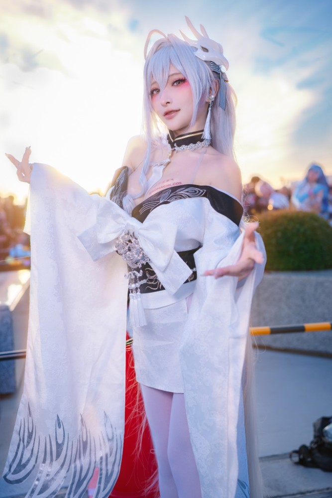 Fantasy Factory - Hakuhou-erohere2.jpg