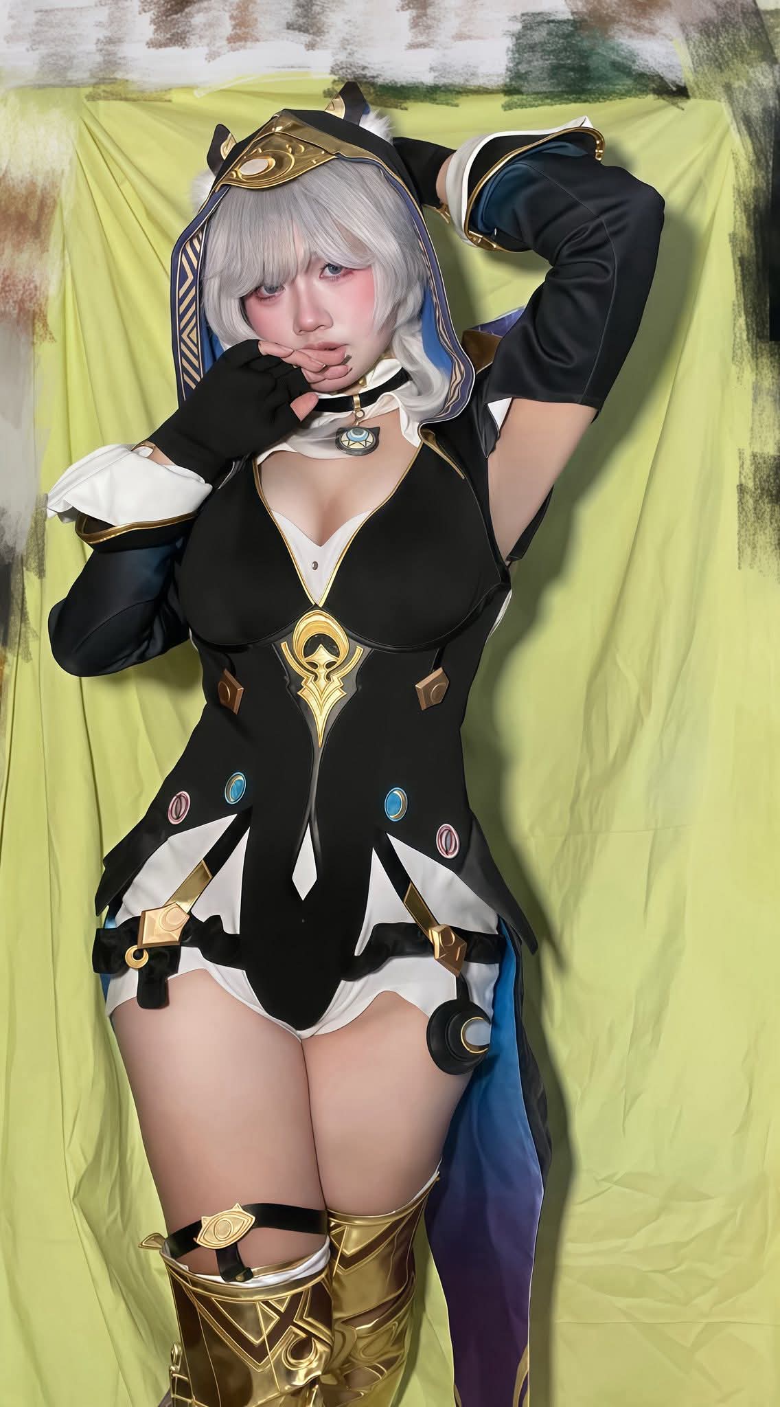Fivia Navicose-erohere75.jpg