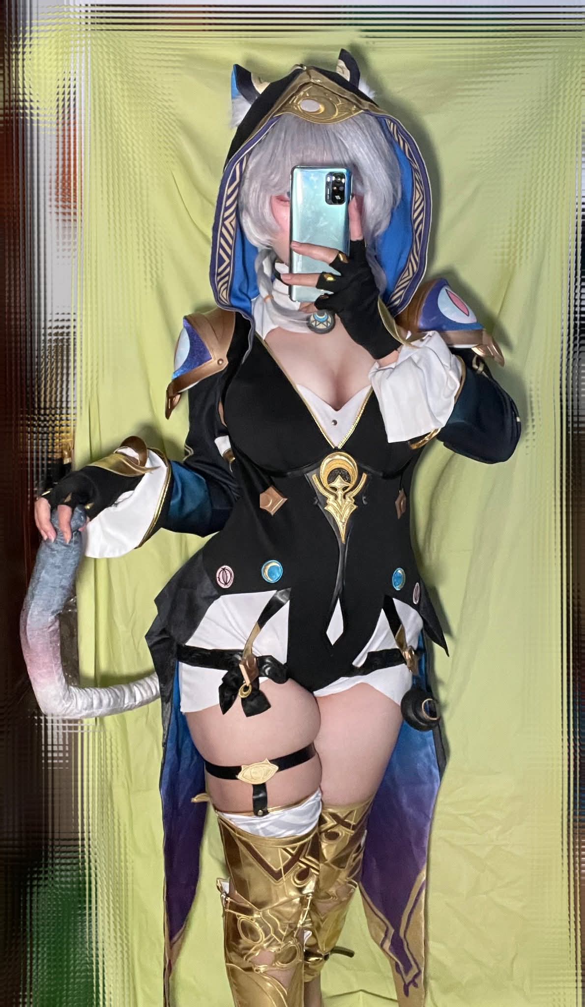 Fivia Navicose-erohere77.jpg