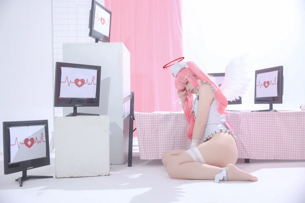 G44 wa Kizutsukanai Apprentice Nurse Ai Tsukuyomi-erohere28.webp