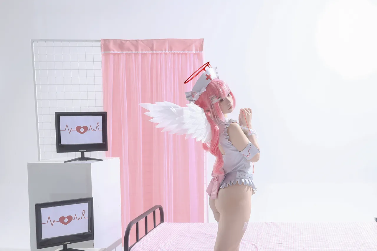 G44 wa Kizutsukanai Apprentice Nurse Ai Tsukuyomi-erohere3.webp