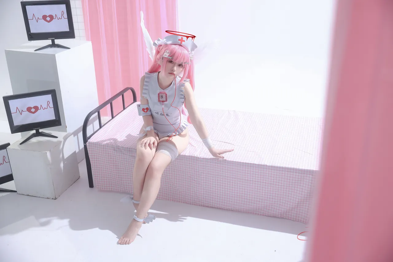 G44 wa Kizutsukanai Apprentice Nurse Ai Tsukuyomi-erohere5.webp