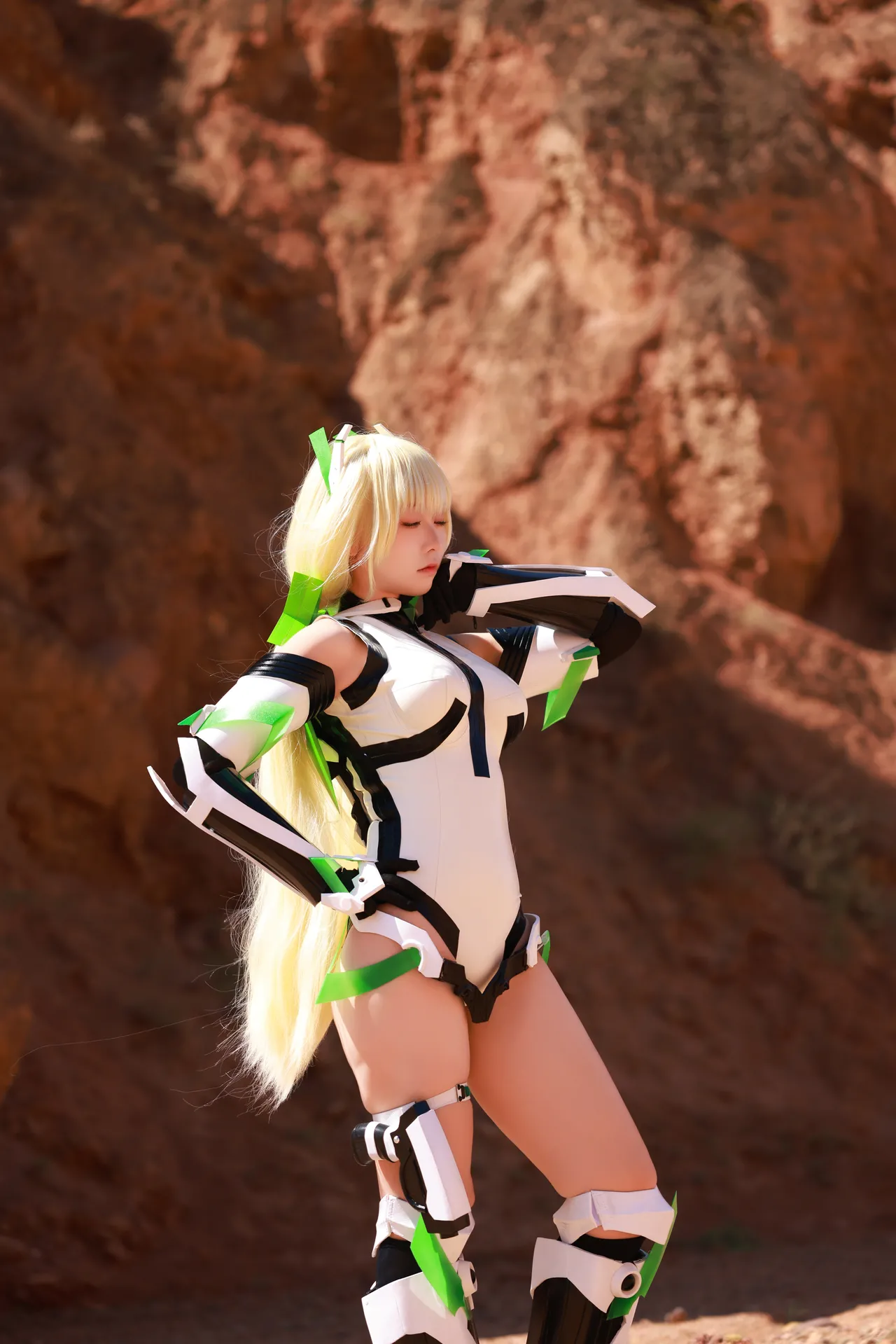 G44不会受伤 - Angela Balzac (Expelled from Paradise)-erohere19.webp