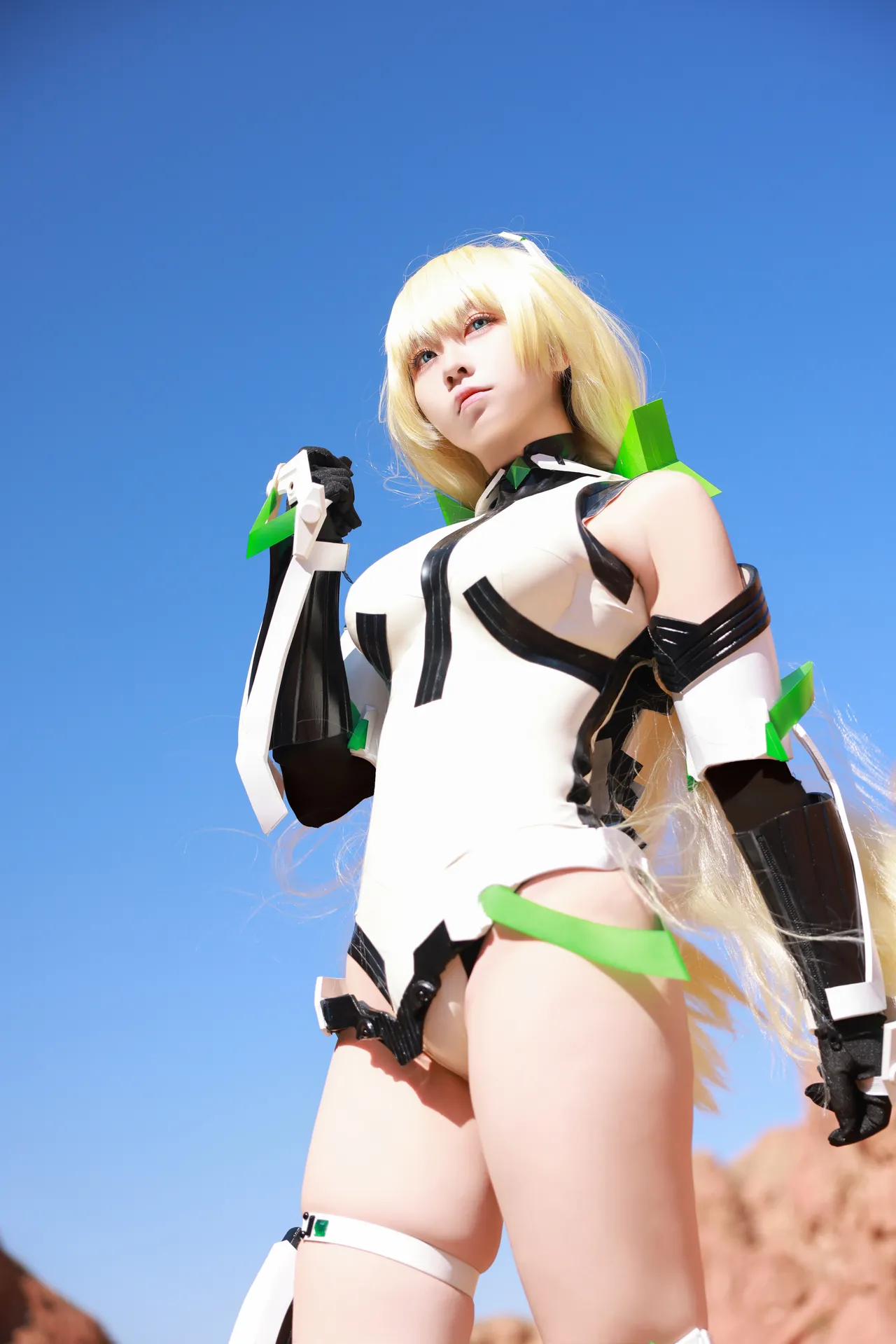 G44不会受伤 - Angela Balzac (Expelled from Paradise)-erohere2.webp