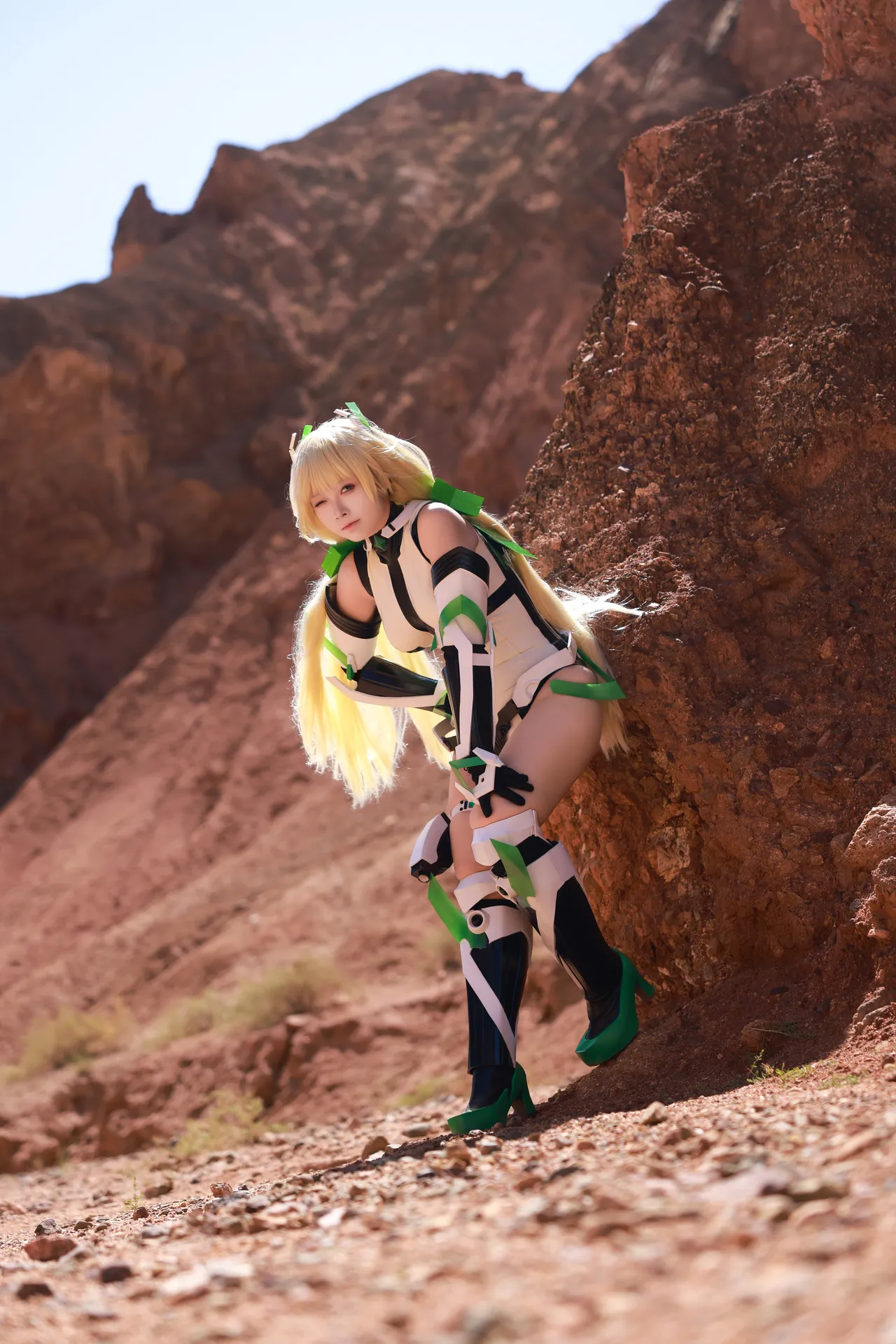 G44不会受伤 - Angela Balzac (Expelled from Paradise)-erohere22.webp