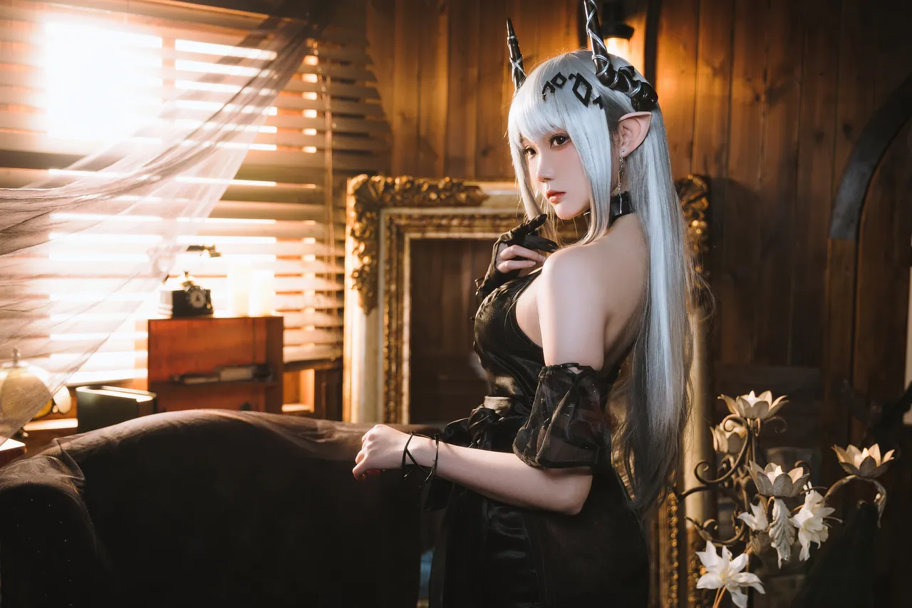 Guaxi Chan - Mudrock-erohere11.webp