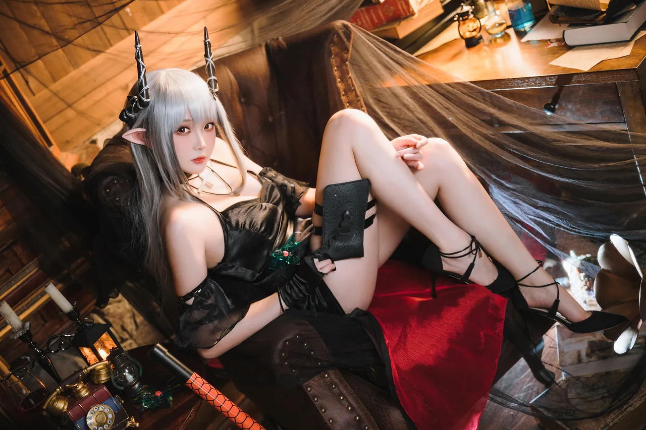 Guaxi Chan - Mudrock-erohere14.webp