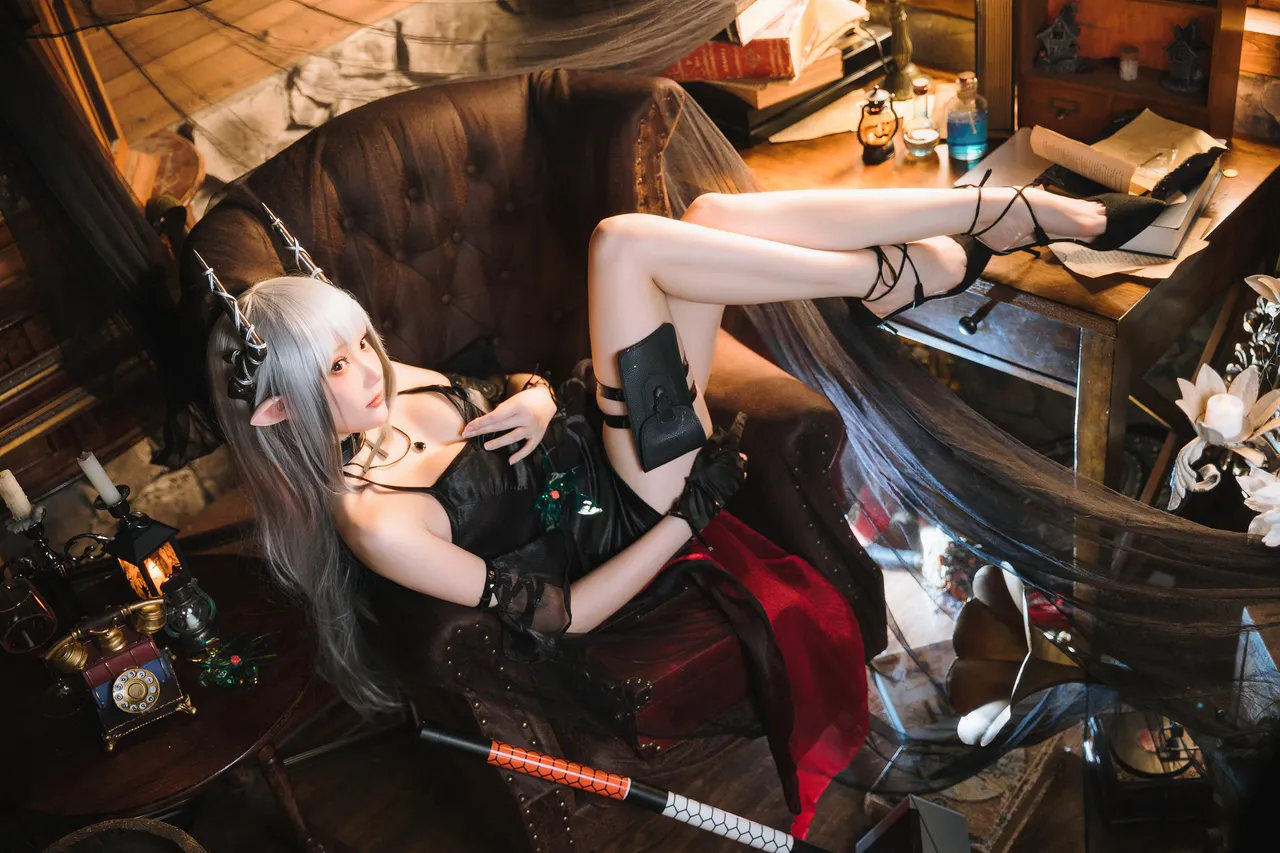 Guaxi Chan - Mudrock-erohere15.webp