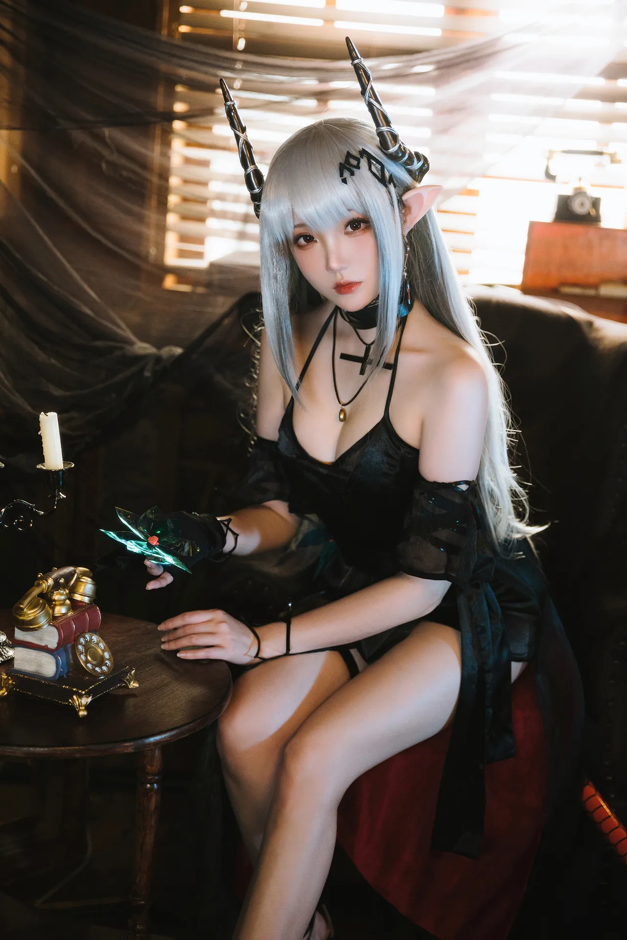 Guaxi Chan - Mudrock-erohere3.webp