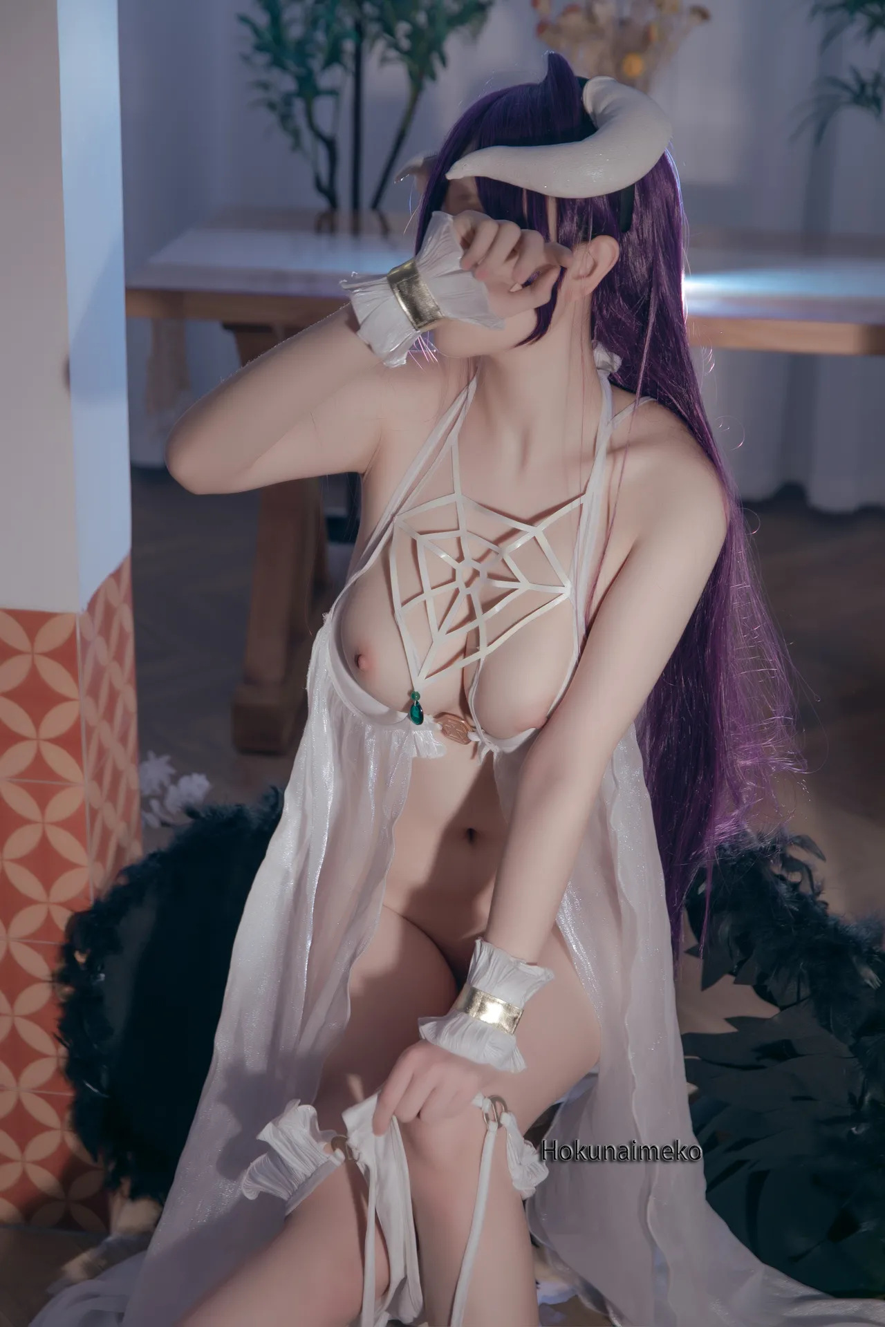 Hokunaimeko - Albedo-erohere13.webp