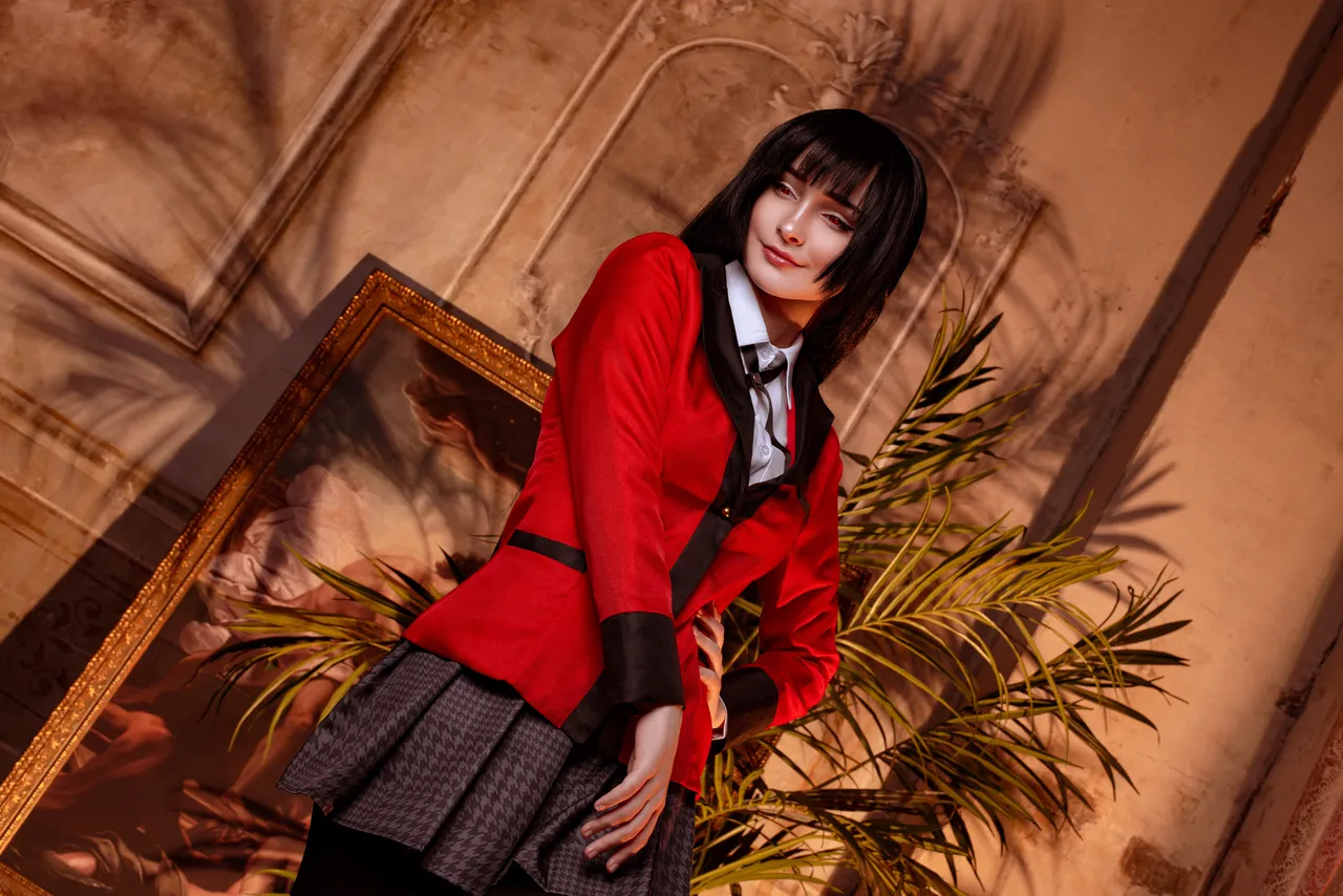 Hologana - Yumeko-erohere1.webp