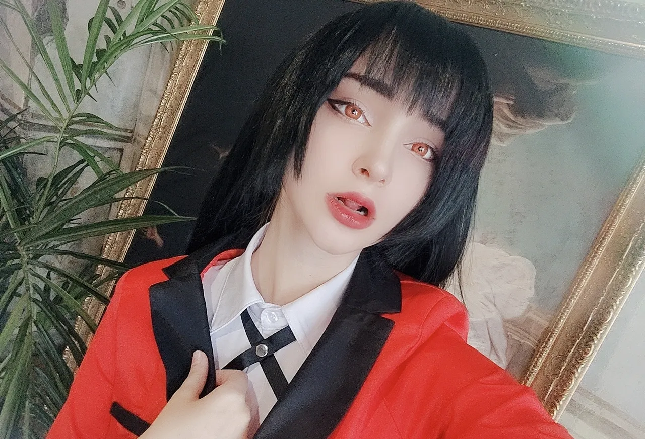 Hologana - Yumeko-erohere31.webp