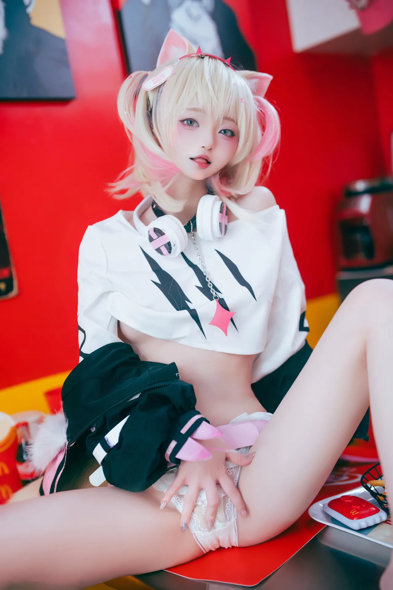 Irisuare - Mococo-erohere15.webp