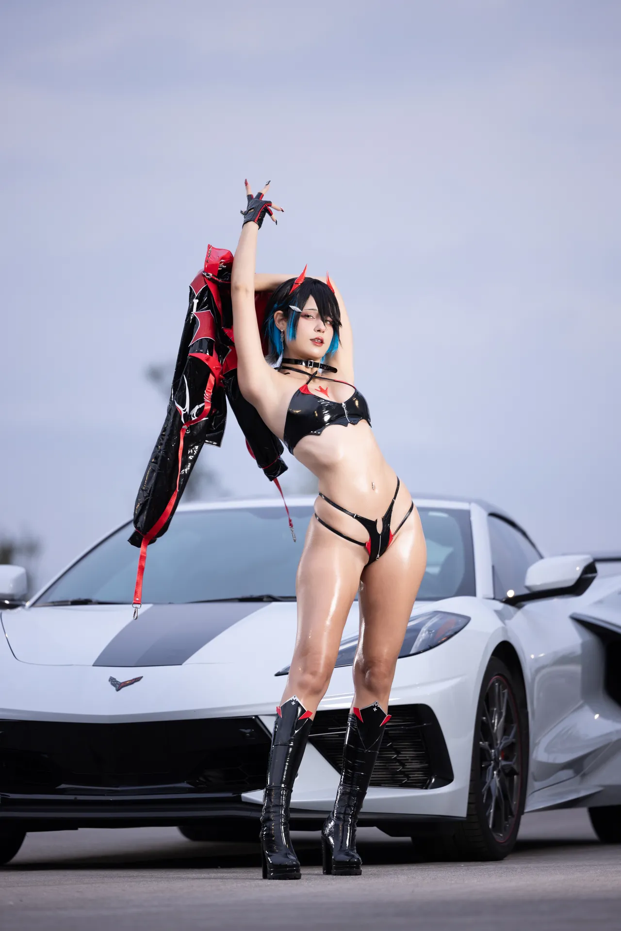 JeanWanWan - Race Queen Ulrich-erohere10.webp