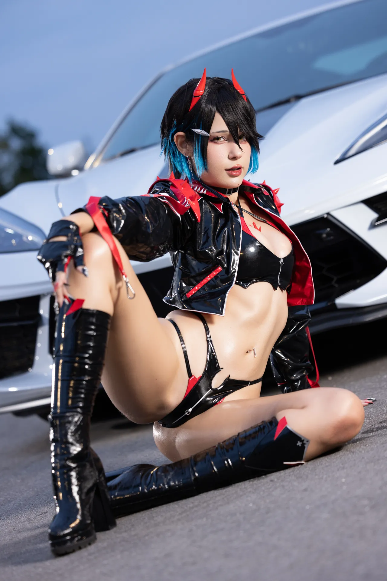 JeanWanWan - Race Queen Ulrich-erohere21.webp