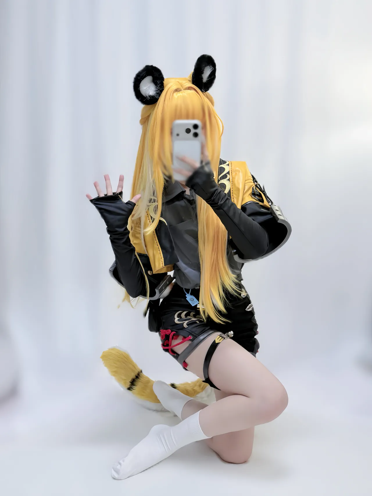 KURU🎀 - Zenless Zone Zero - JU FUFU🐯💛🔞-erohere15.webp