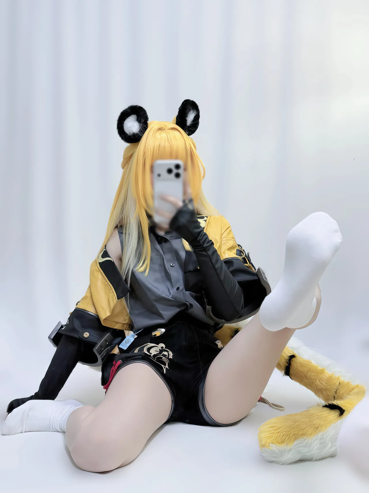 KURU🎀 - Zenless Zone Zero - JU FUFU🐯💛🔞-erohere8.webp