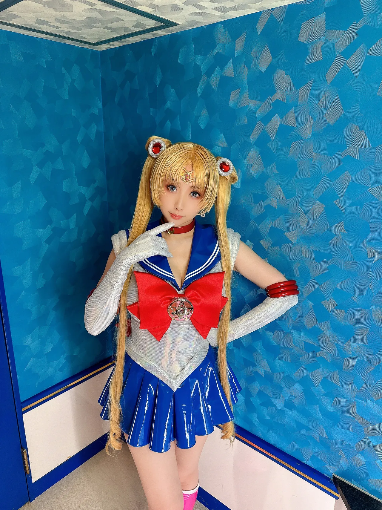 KURUPIKA (Momoiru Reku) セラムンホテル-erohere14.webp