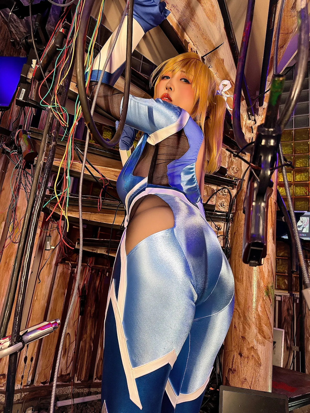 KURUPIKA (Momoiru Reku) 対魔忍 紅-erohere146.webp