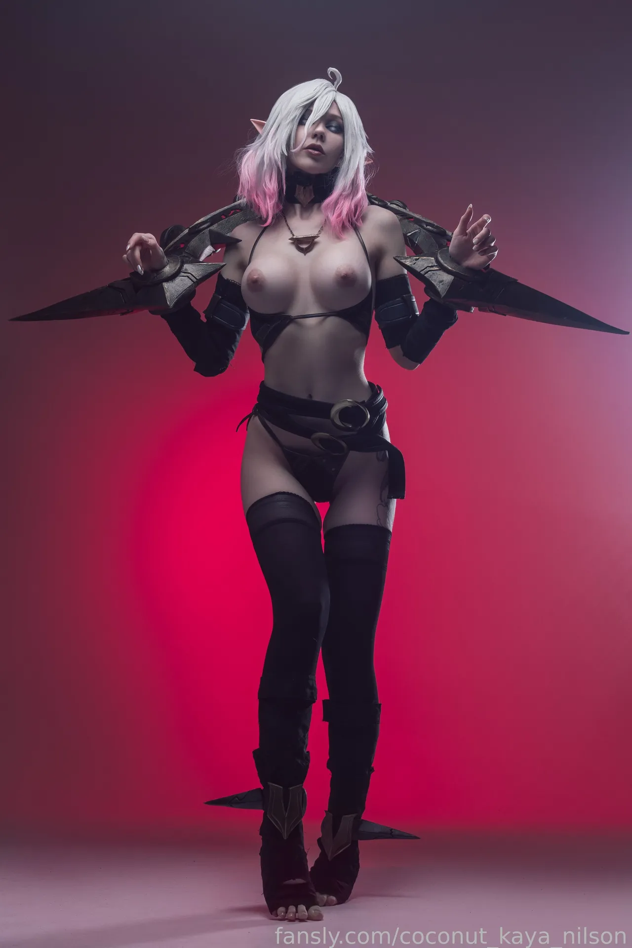 Kaya Nilson - Briar-erohere38.webp