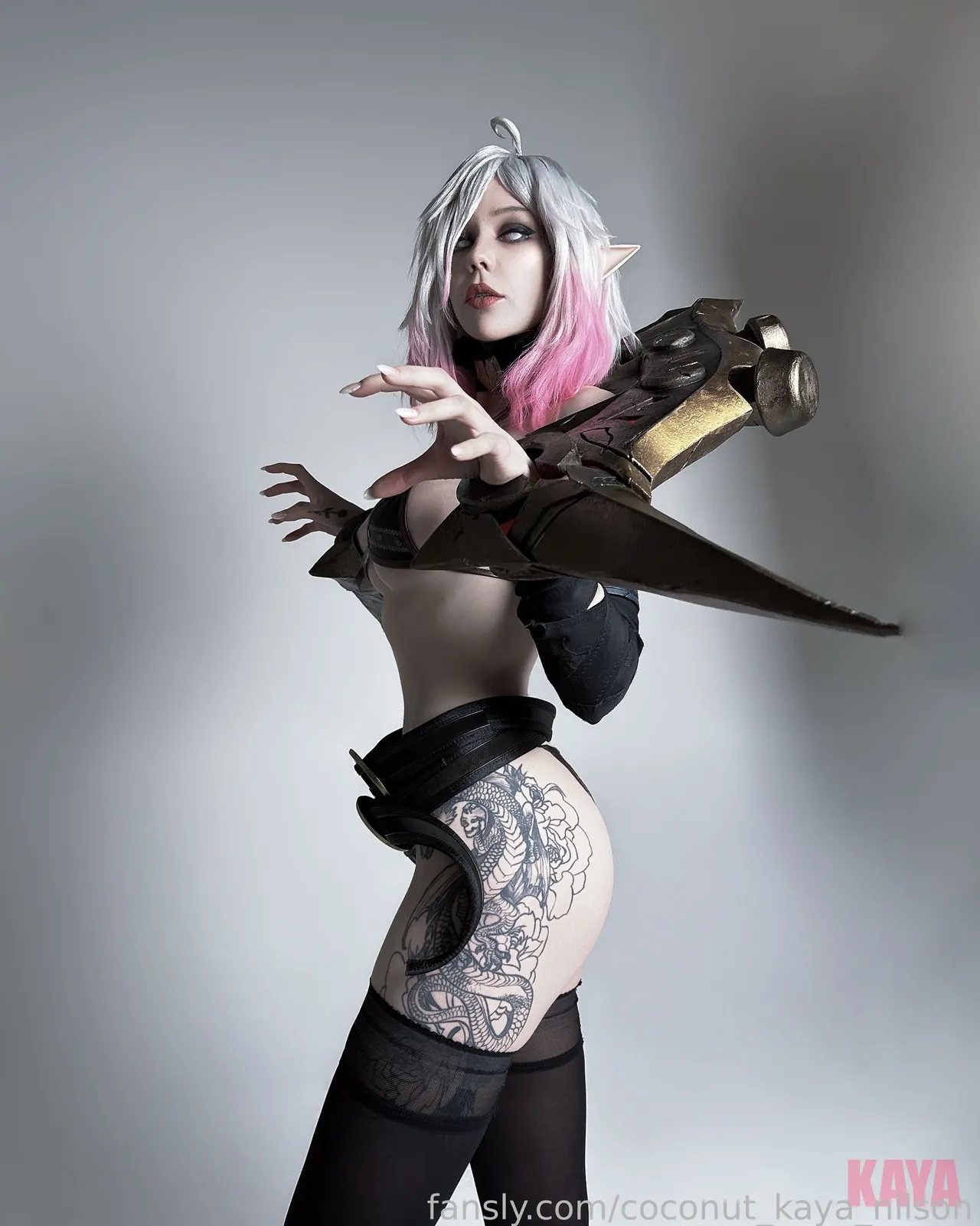 Kaya Nilson - Briar-erohere39.webp