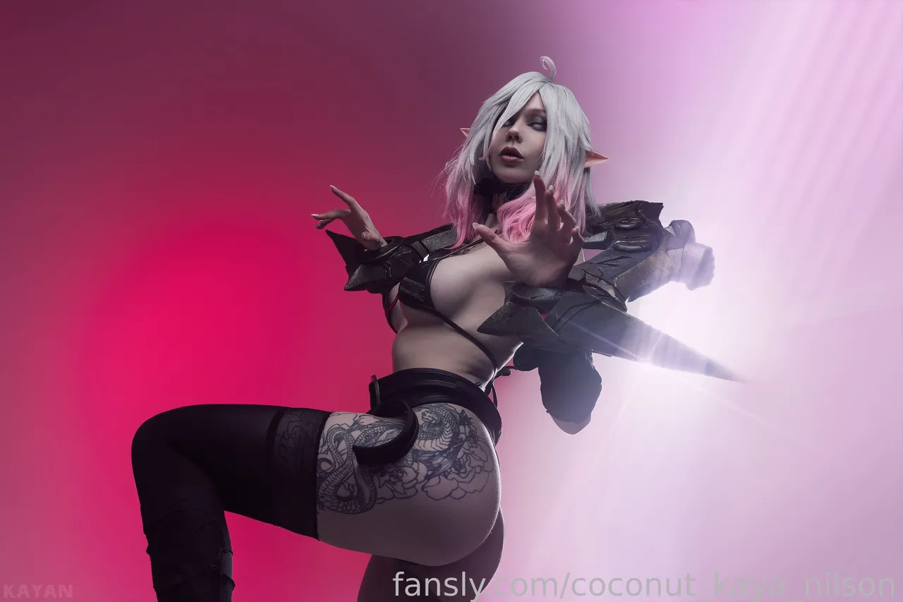 Kaya Nilson - Briar-erohere5.webp