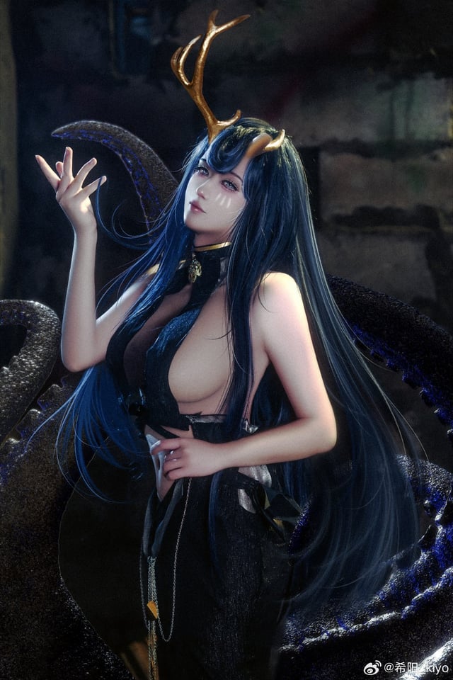Kiyo Xiyangzi - Golden Hind-erohere3.jpg