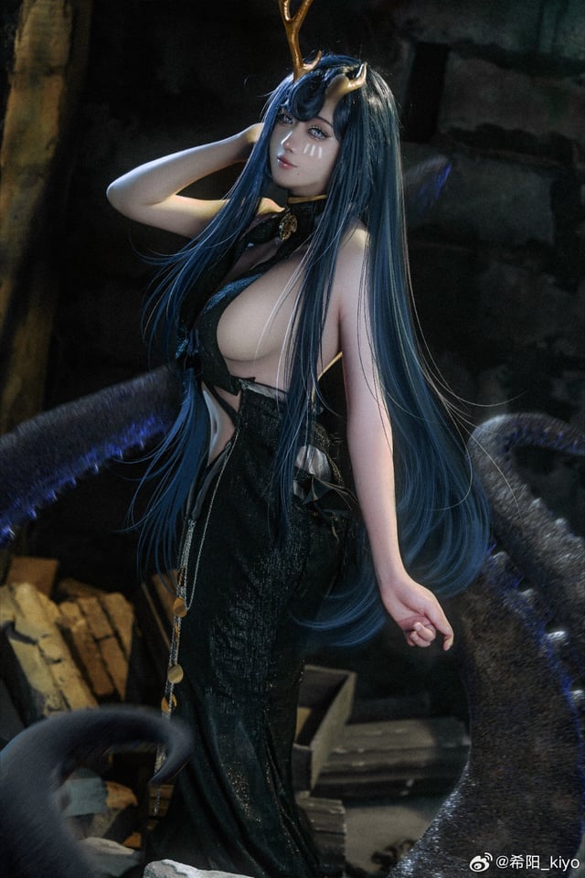 Kiyo Xiyangzi - Golden Hind-erohere6.jpg