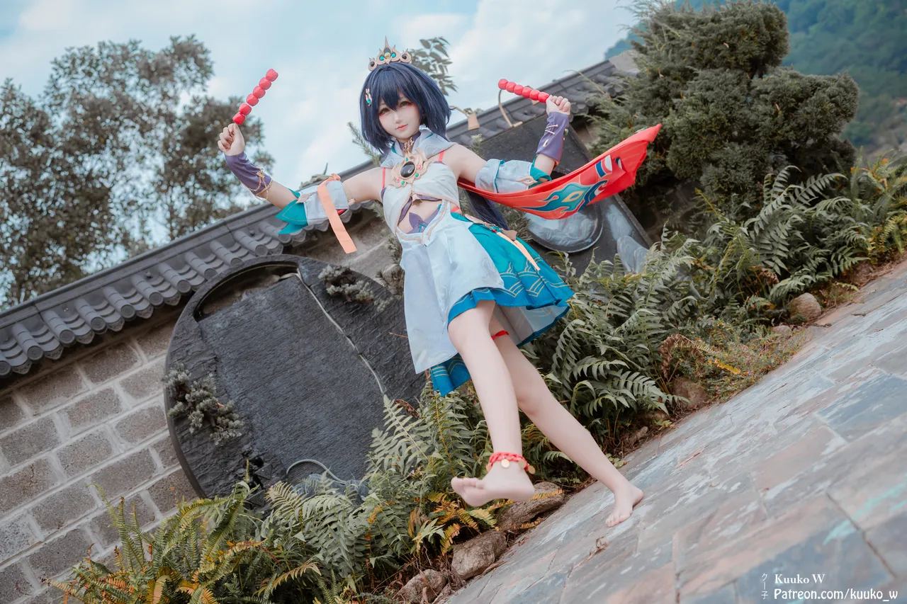 Kuuko W - Yunli-erohere4.webp