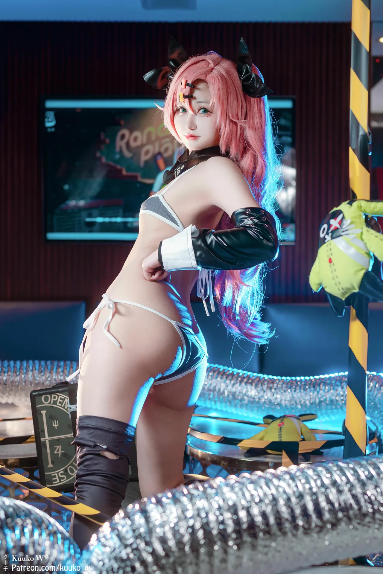 KuukoW - Nicole-erohere12.webp