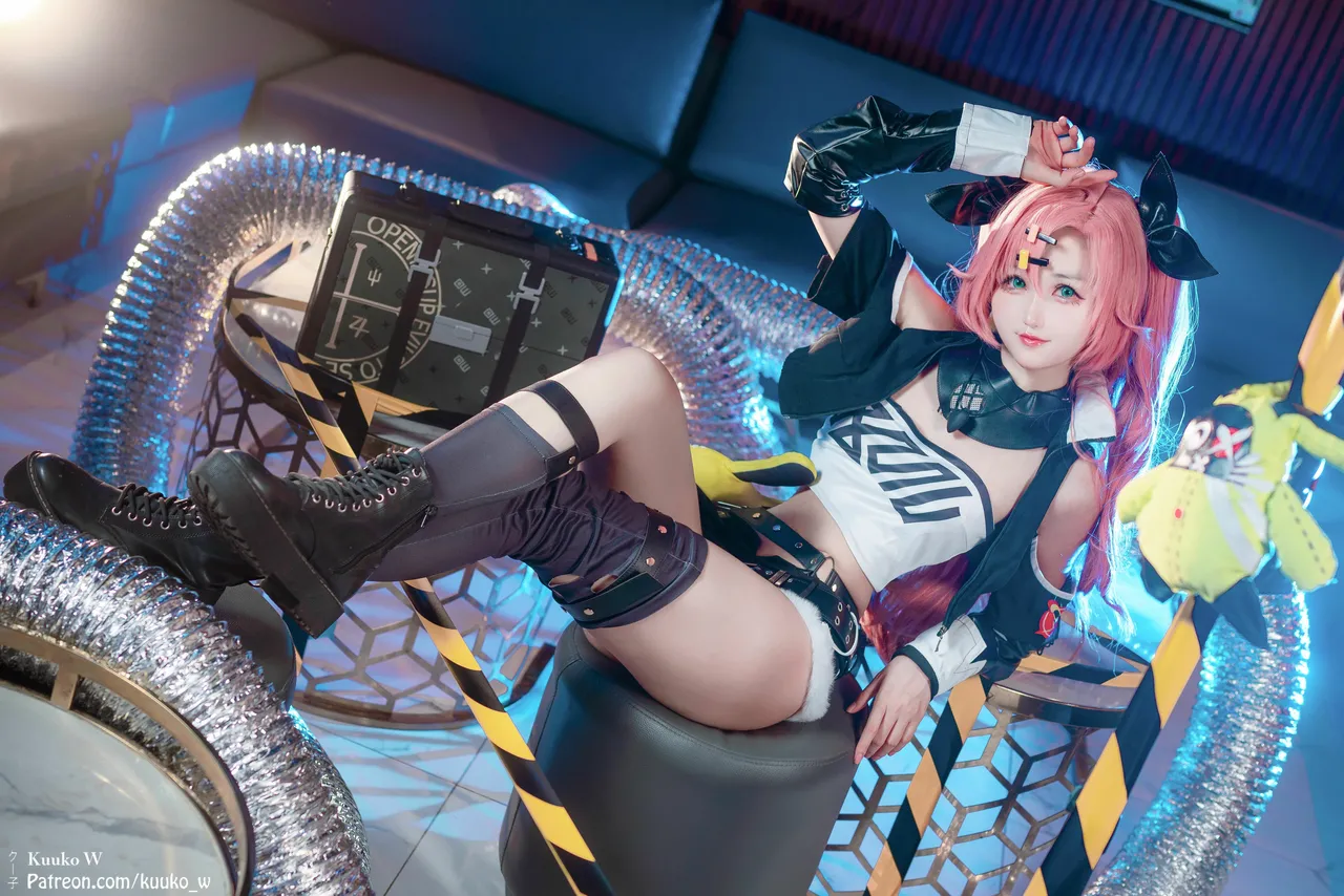 KuukoW - Nicole-erohere6.webp