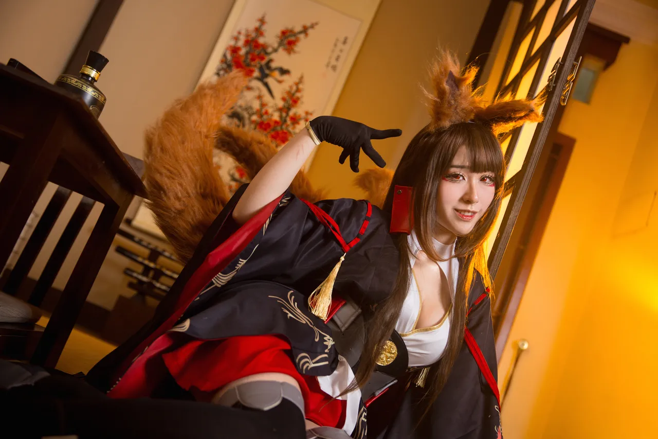 Larissa Rochefort - Akagi-erohere12.webp