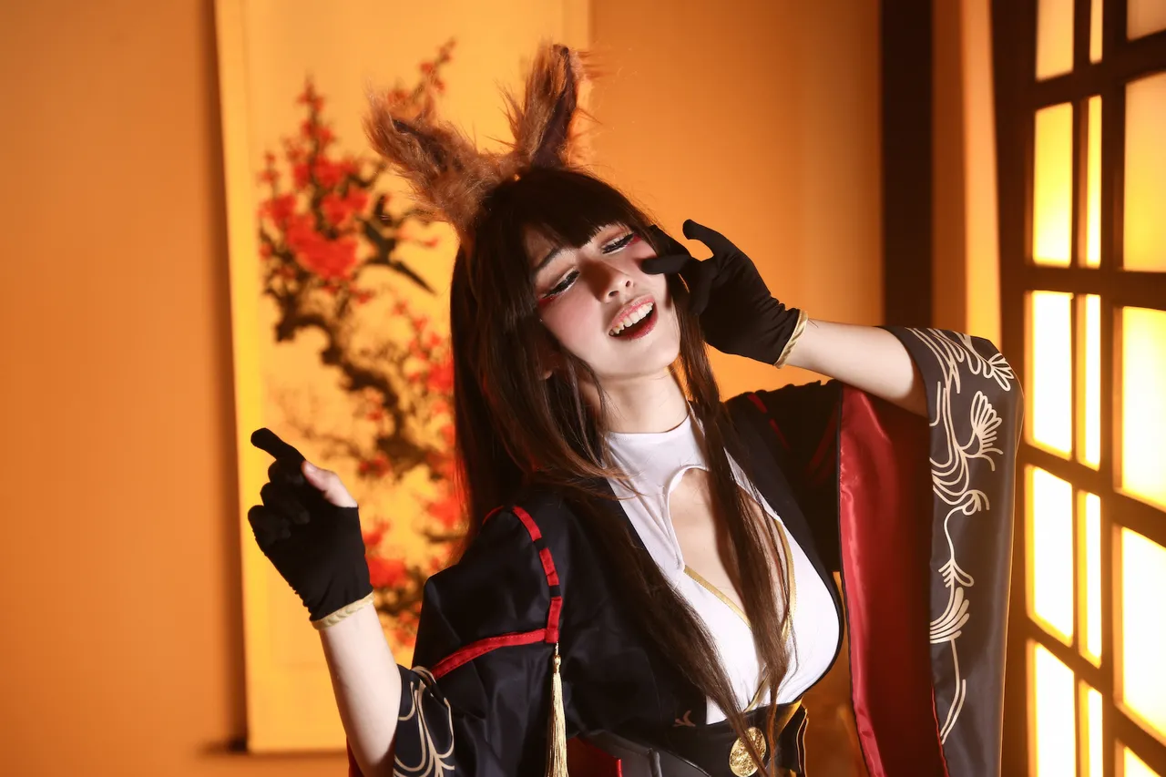 Larissa Rochefort - Akagi-erohere30.webp