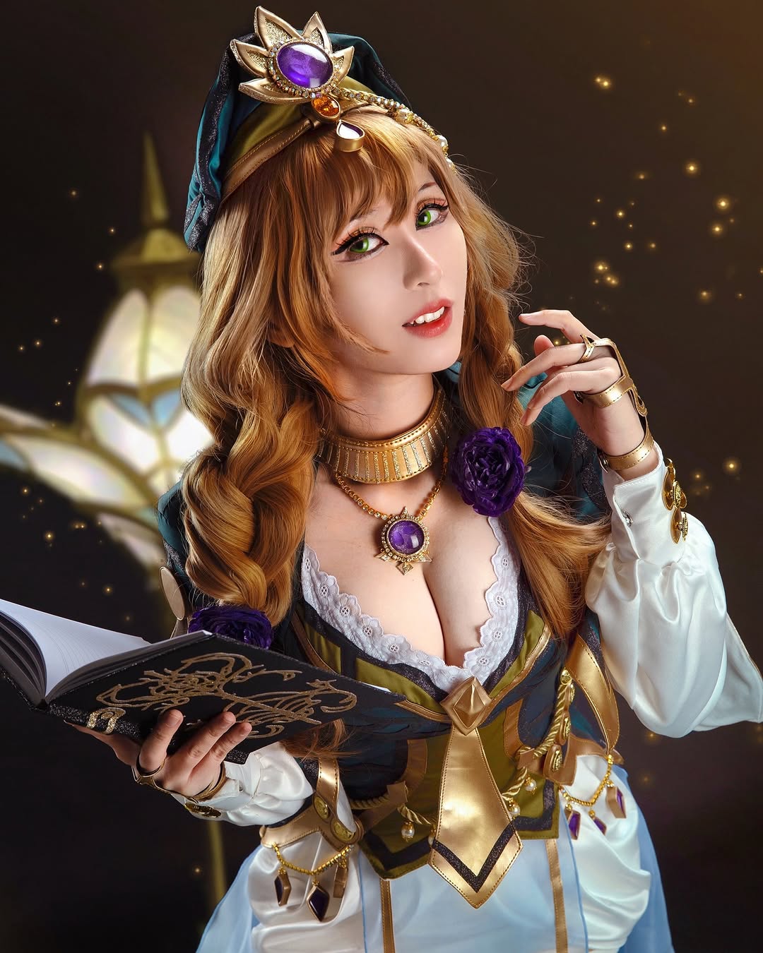Larissa Rochefort - Lisa-erohere5.jpg
