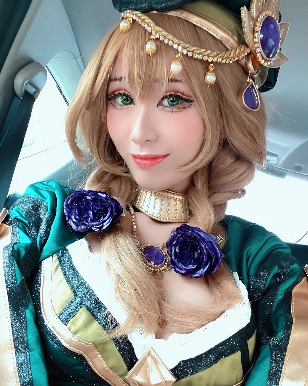 Larissa Rochefort - Lisa-erohere8.jpg
