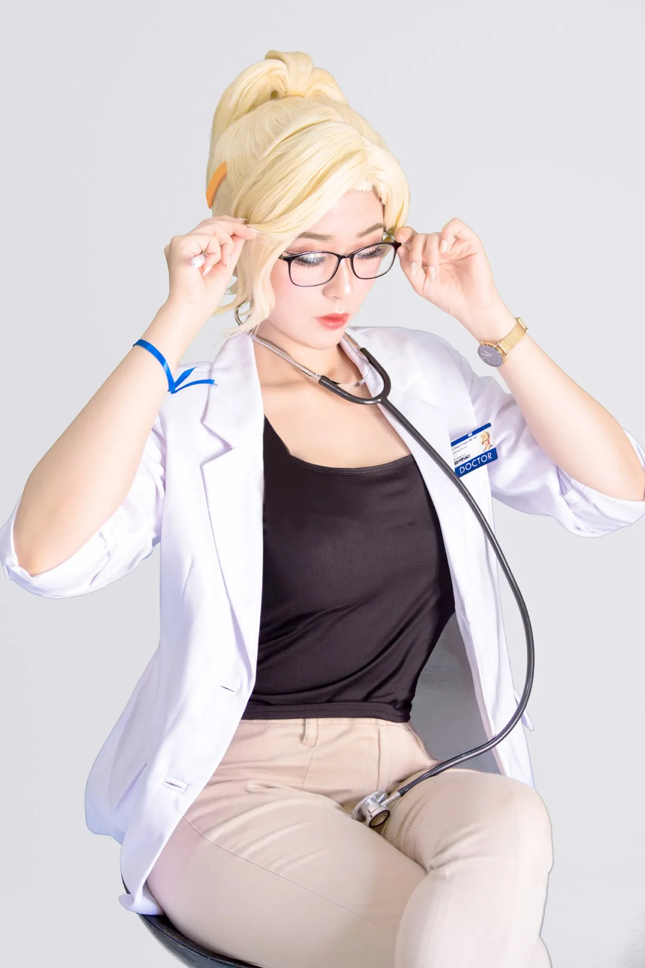 Twitter Larissa Rochefort (@larochefort11)-erohere79.webp