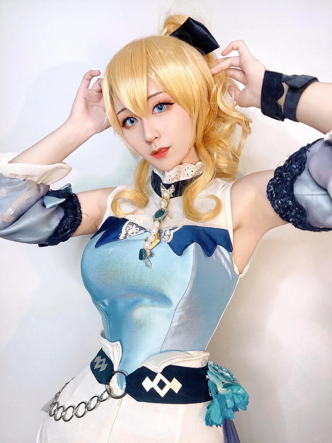 Larissa Rochefort Cosplay Collection 2021-erohere14.webp