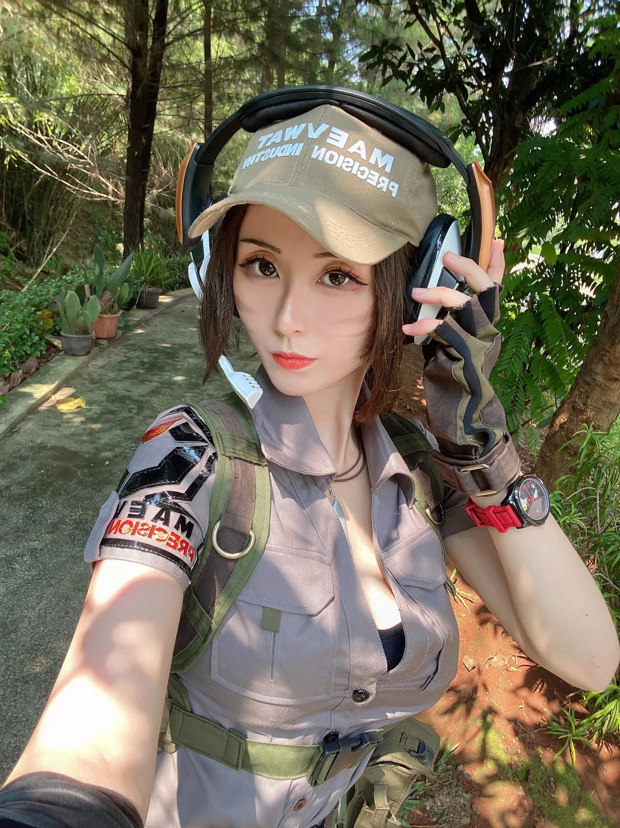 Larissa Rochefort Cosplay Collection 2021-erohere177.webp
