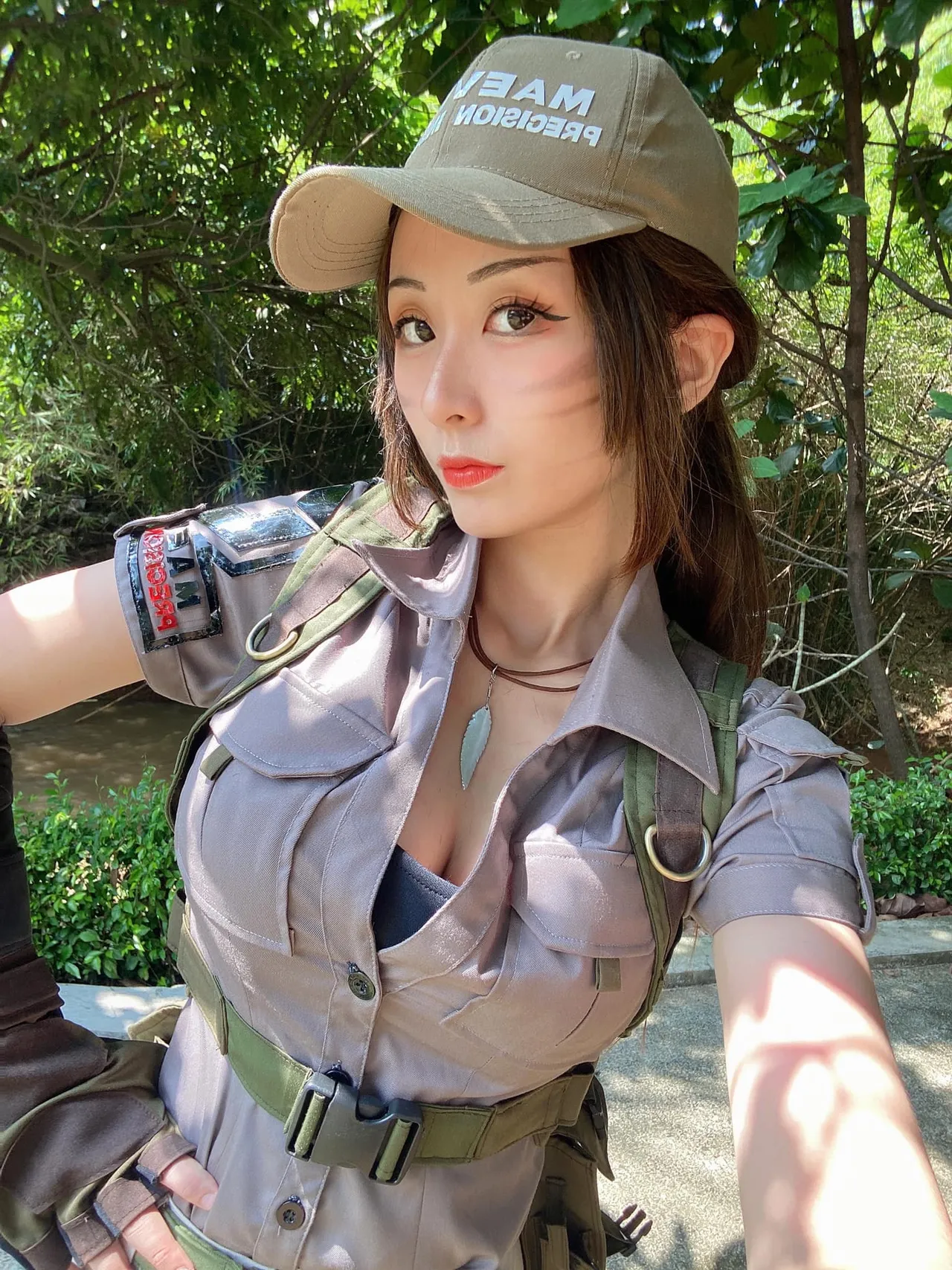 Larissa Rochefort Cosplay Collection 2021-erohere178.webp