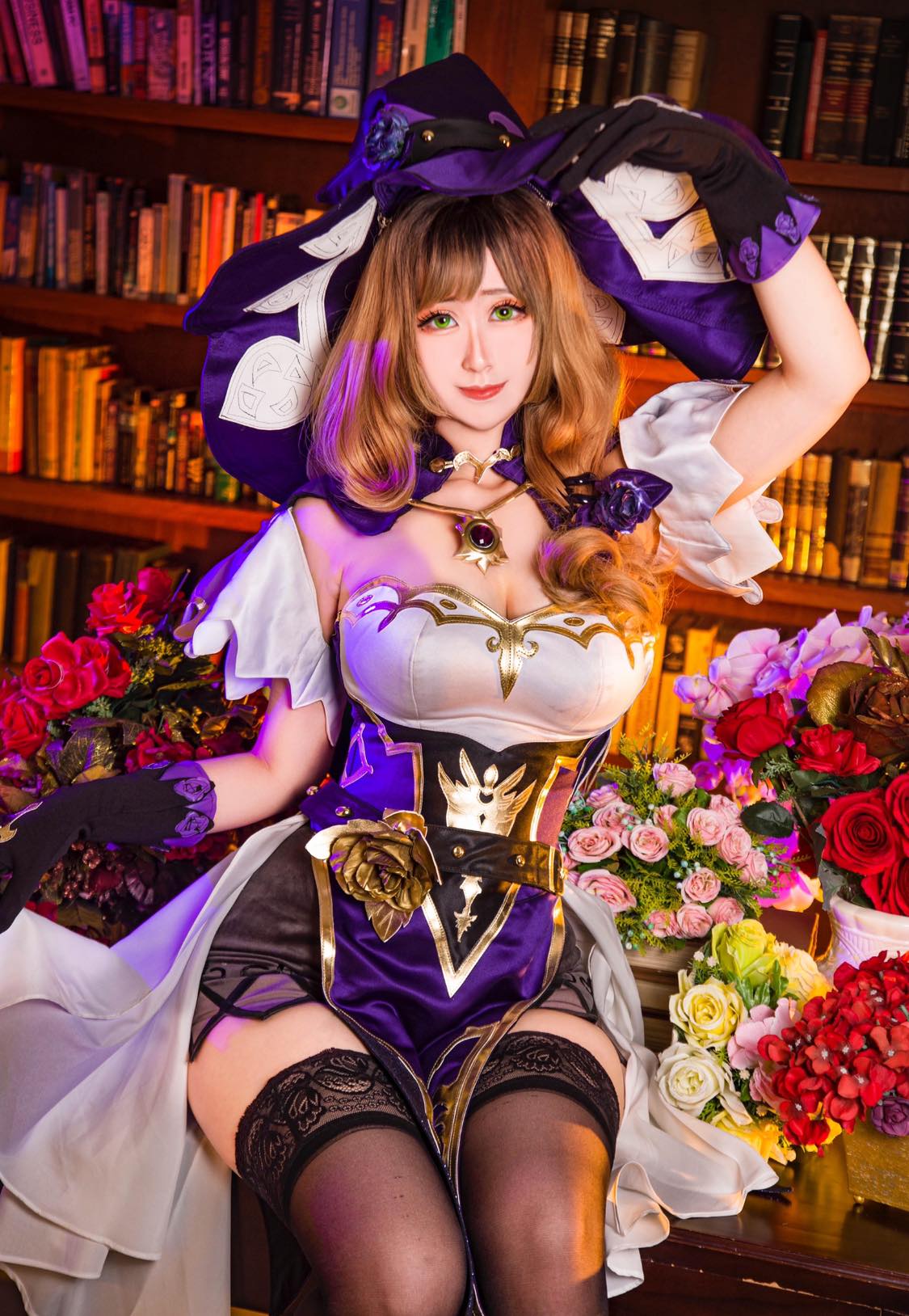 Larissa Rochefort Cosplay Collection 2021-erohere39.jpg