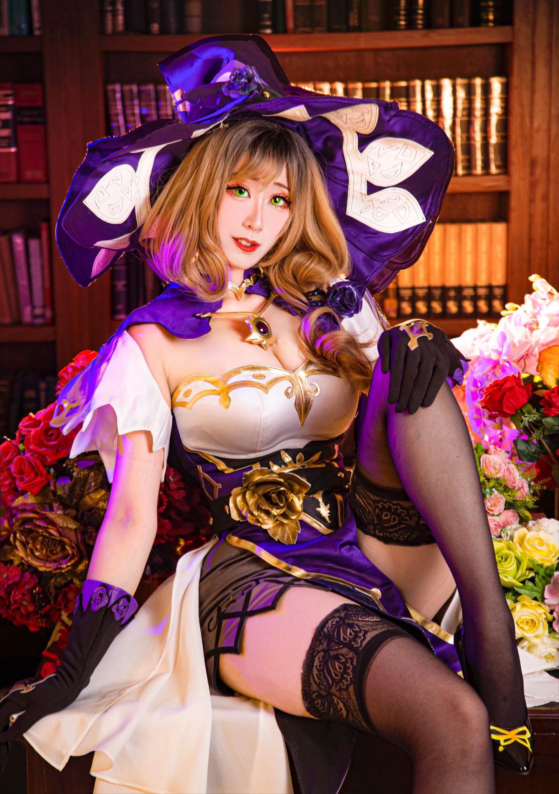 Larissa Rochefort Cosplay Collection 2021-erohere40.jpg