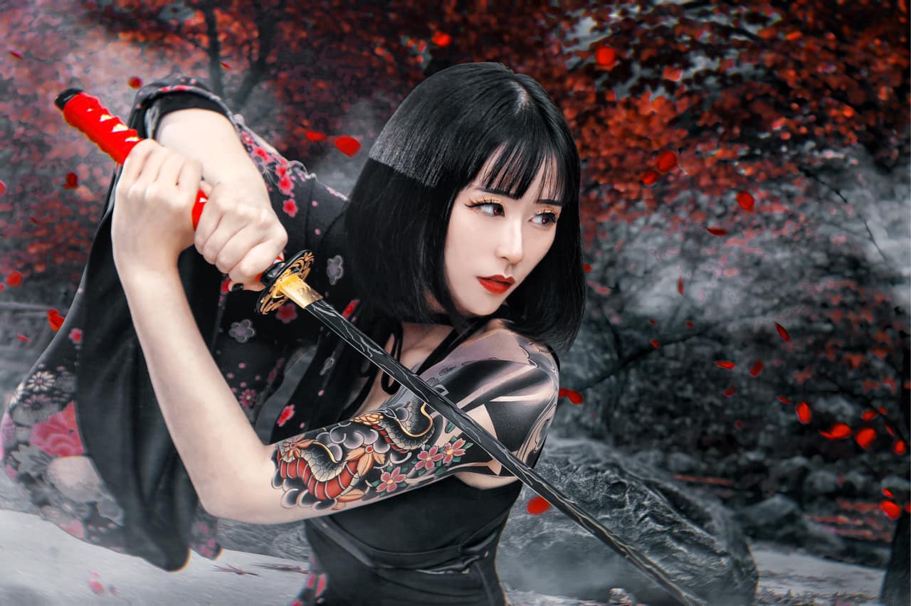 Larissa Rochefort Cosplay Collection 2021-erohere80.jpg