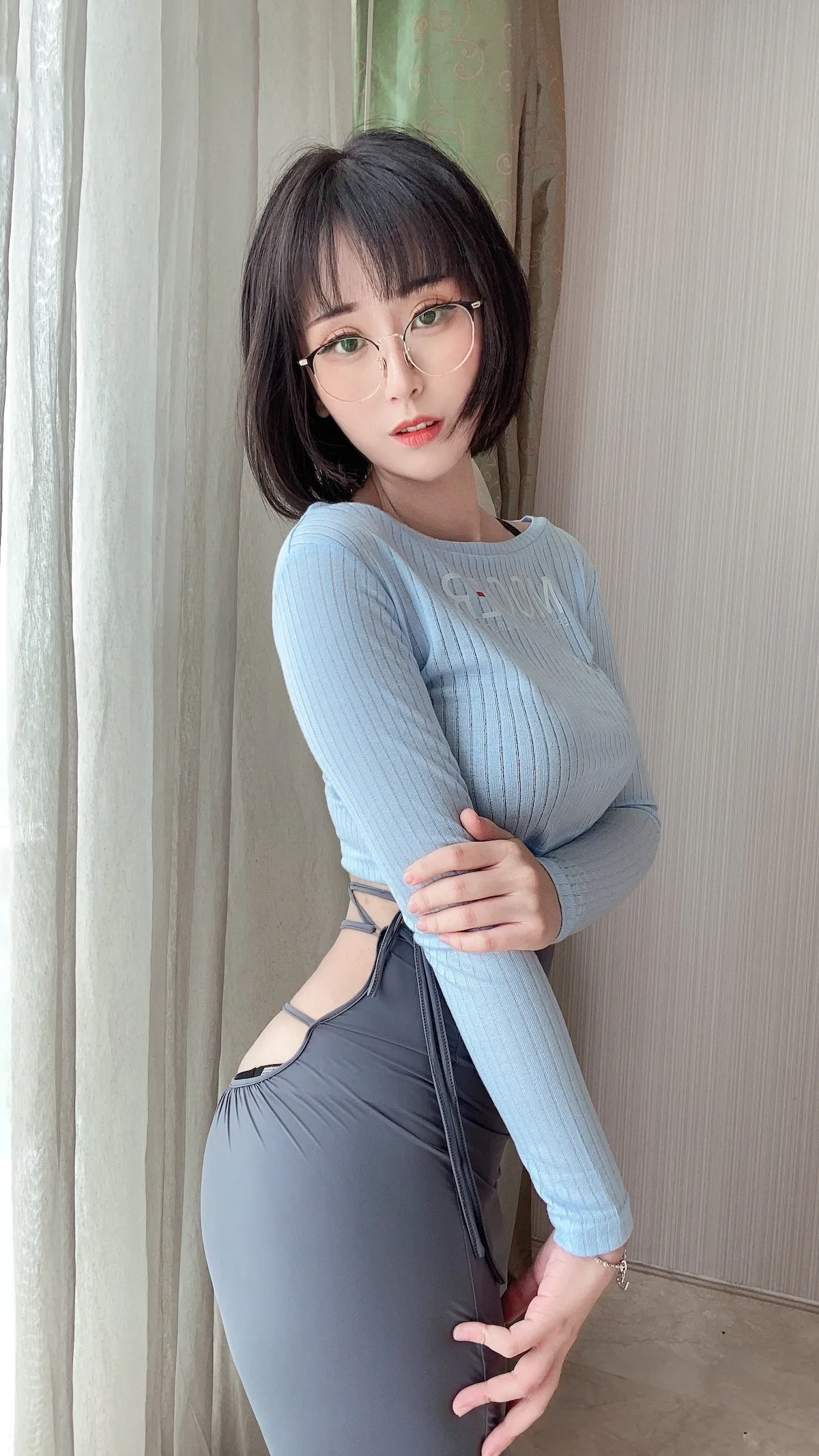 Larissa Rochefort Hitomio-erohere17.webp