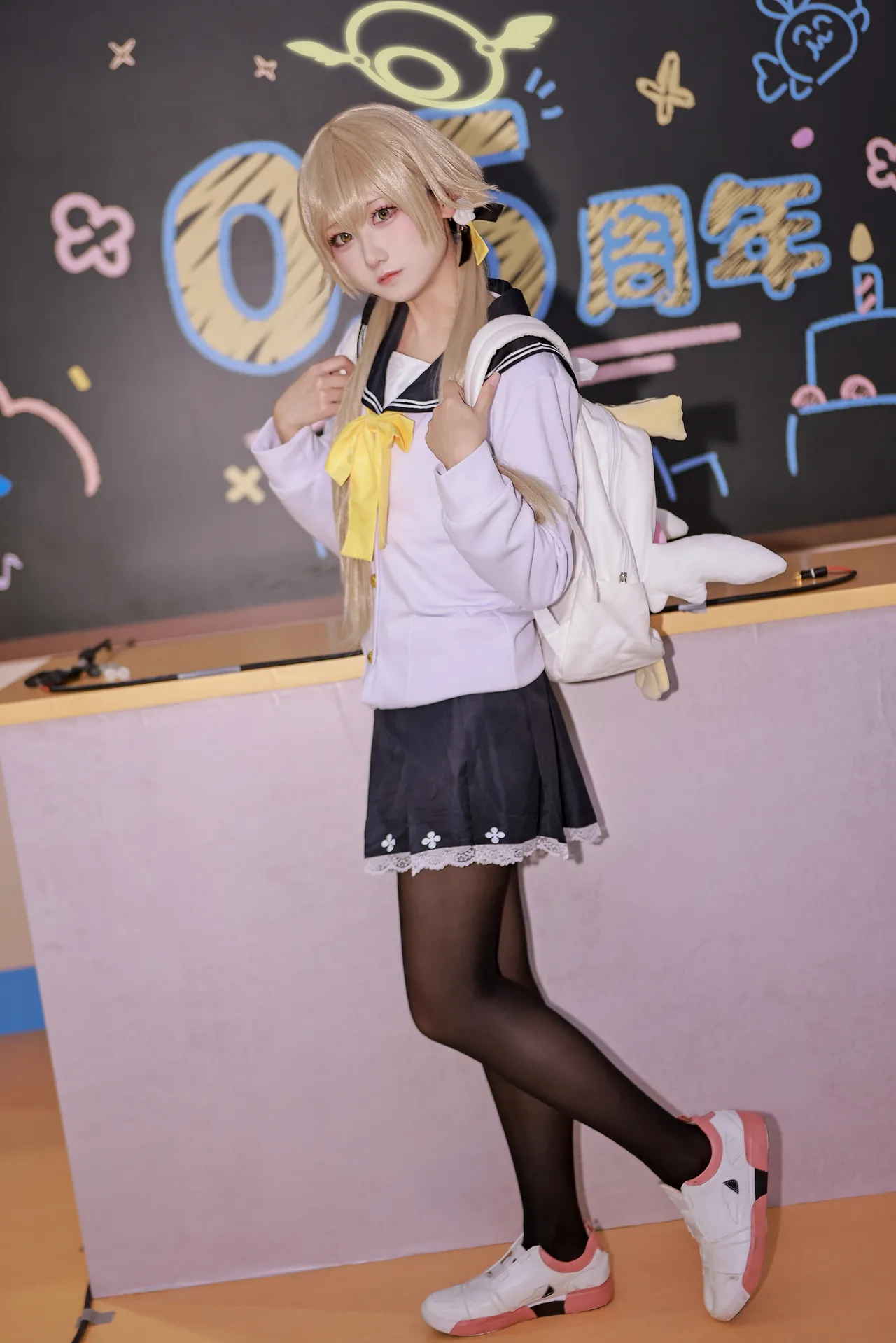 Lunana - Hifumi-erohere5.webp