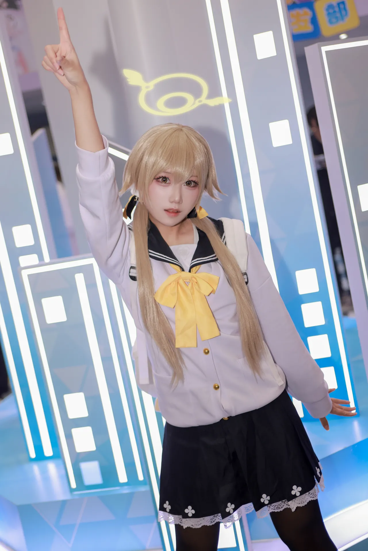 Lunana - Hifumi-erohere6.webp