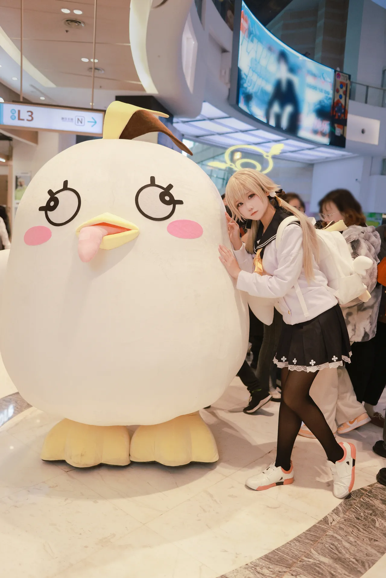 Lunana - Hifumi-erohere7.webp