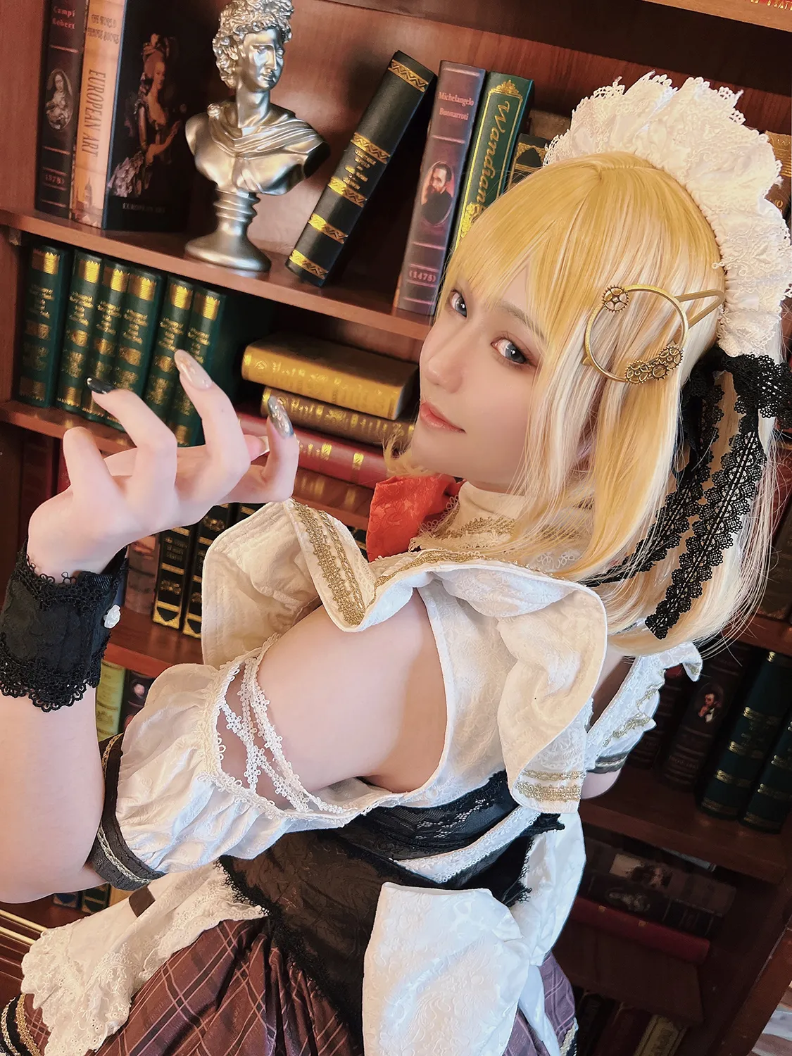Machi - Maid Amelia-erohere4.webp